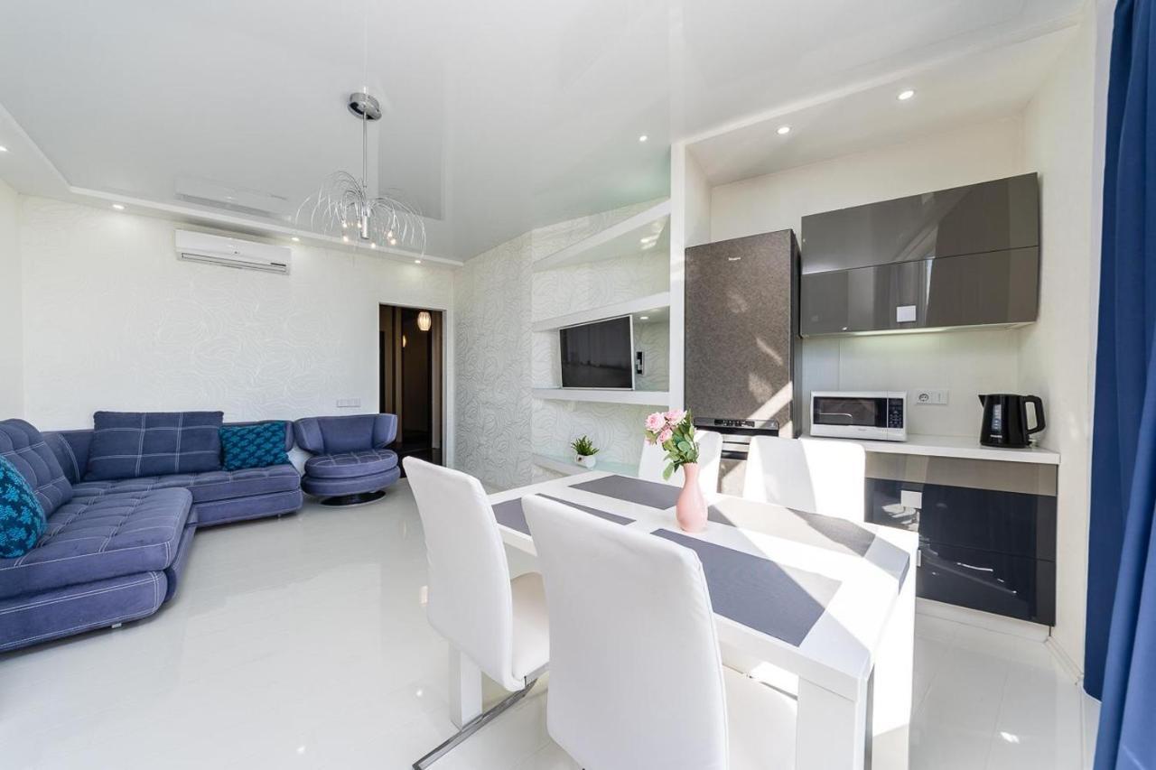 קייב Fashionable Panoramic Apartments Dnieper. Obolon מראה חיצוני תמונה