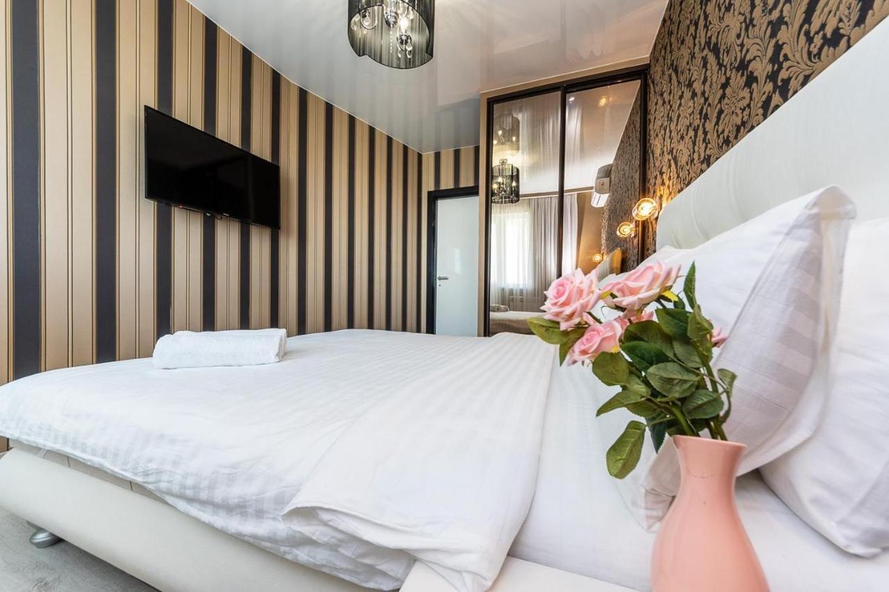 קייב Fashionable Panoramic Apartments Dnieper. Obolon מראה חיצוני תמונה
