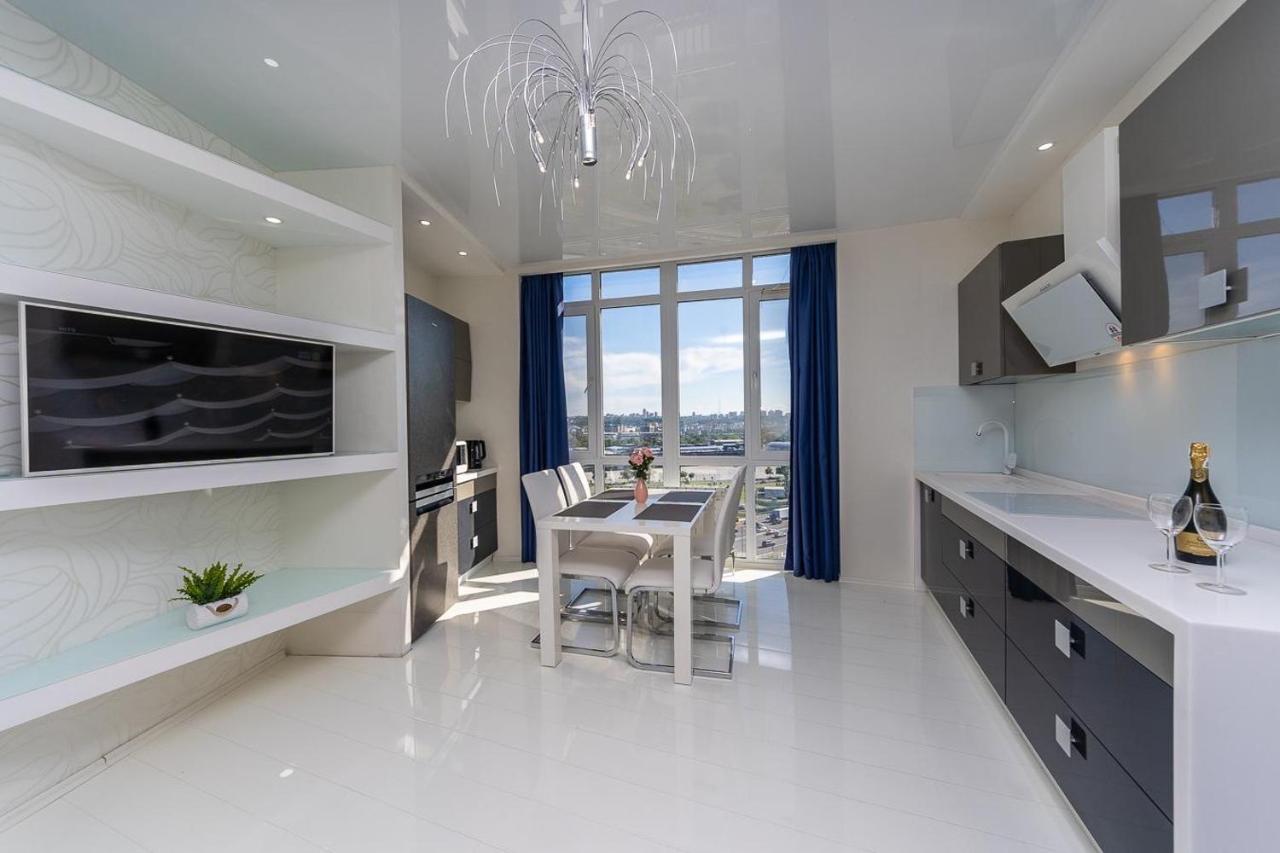 קייב Fashionable Panoramic Apartments Dnieper. Obolon מראה חיצוני תמונה